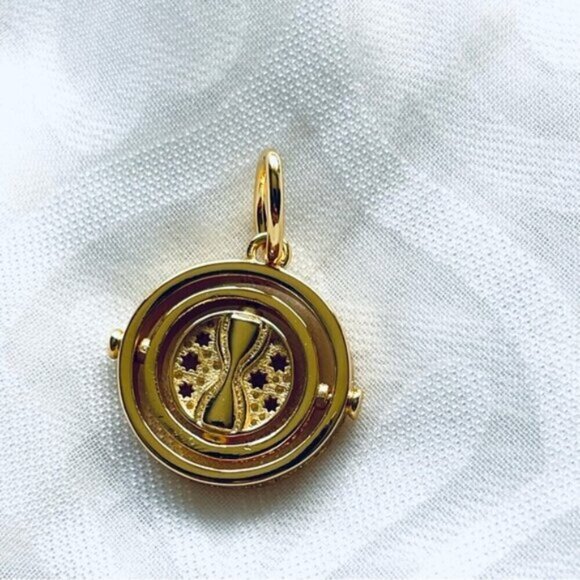 ✨ NWOT Spinning Time Turner Charm & Golden Snitch Wings Charm – Harry Potter ✨ - Picture 8 of 14